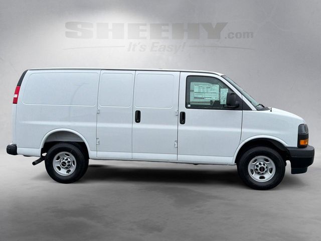2026 GMC Savana Base