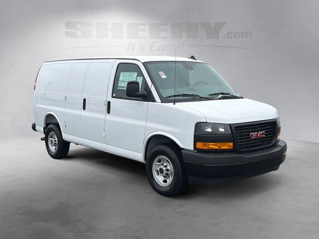 2026 GMC Savana Base