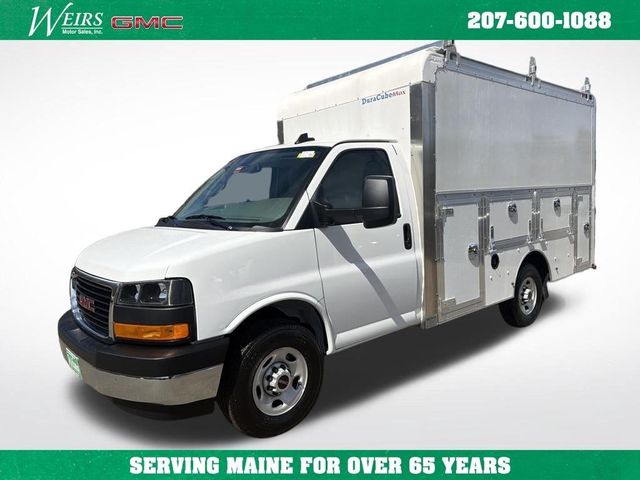 2026 GMC Savana Base
