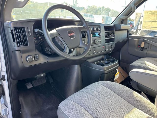 2026 GMC Savana Base