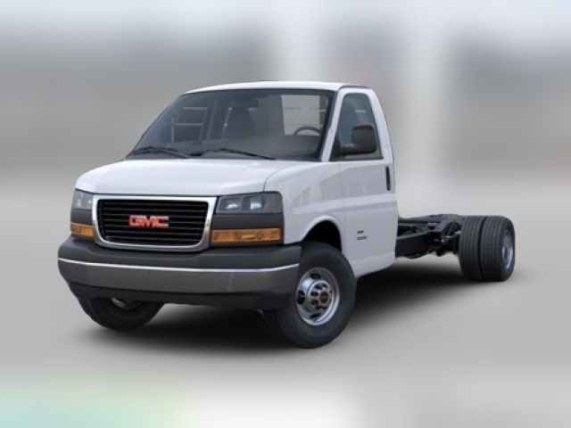 2026 GMC Savana Base