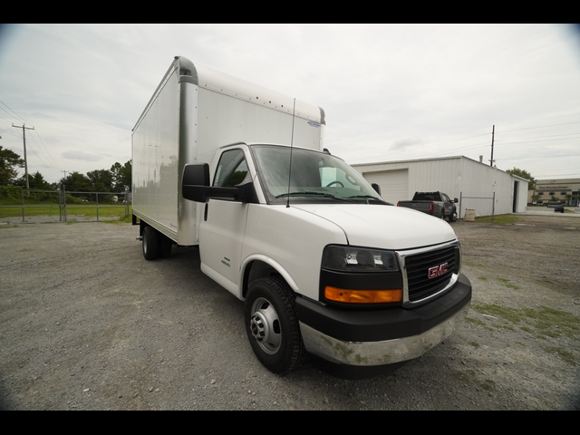 2026 GMC Savana Base