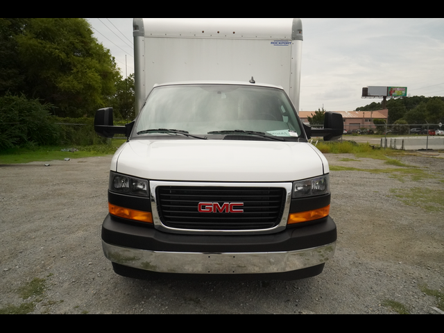 2026 GMC Savana Base