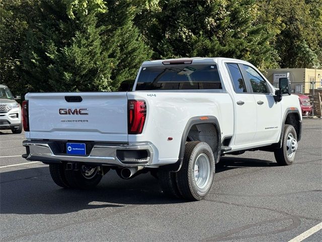 2026 GMC Sierra 3500HD Pro
