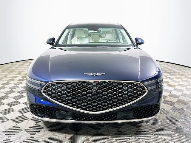 2026 Genesis G90 e-SC