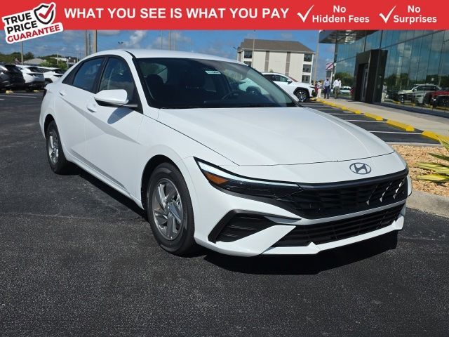 2026 Hyundai Elantra SE