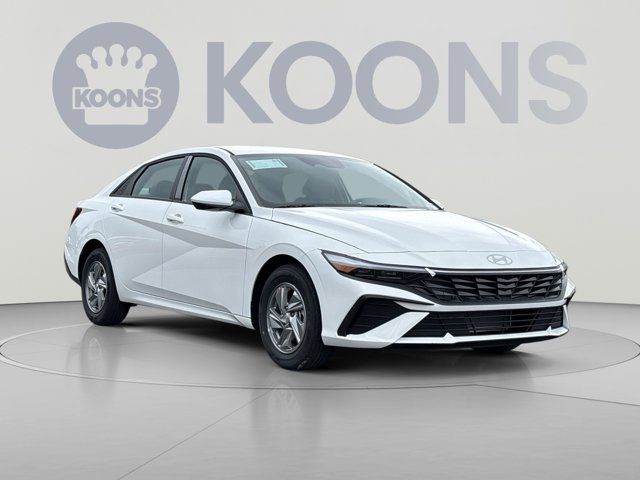 2026 Hyundai Elantra SE