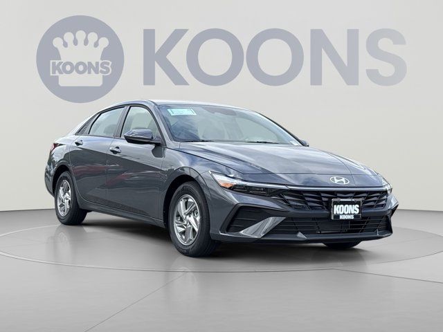 2026 Hyundai Elantra SE