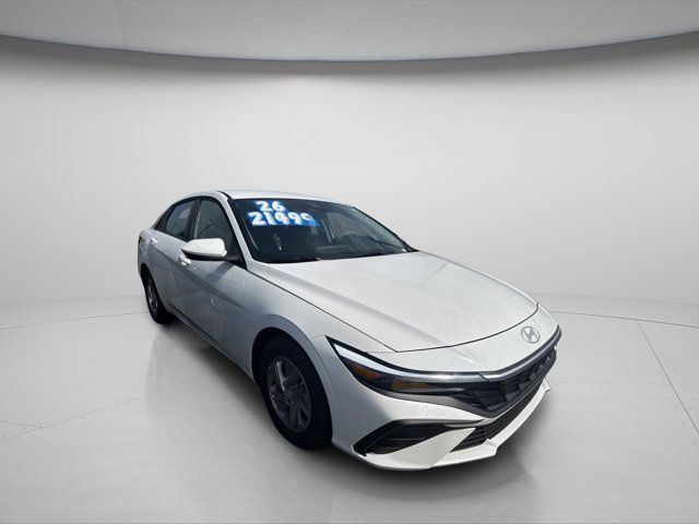 2026 Hyundai Elantra SE