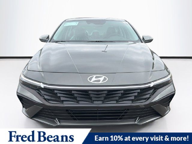 2026 Hyundai Elantra SE