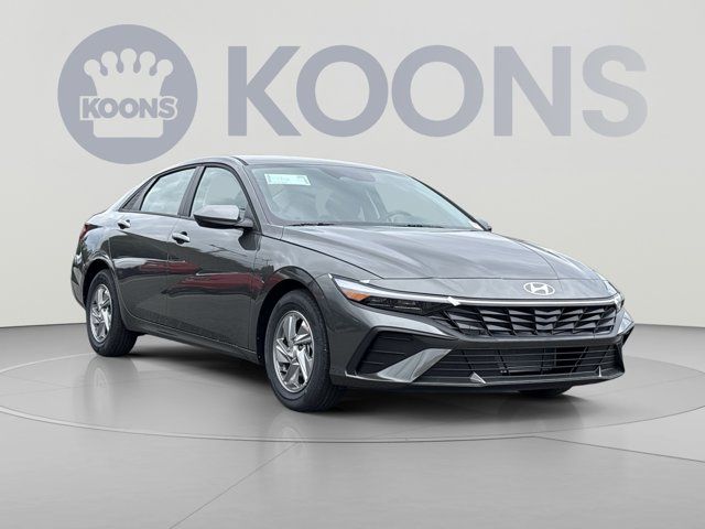 2026 Hyundai Elantra SE