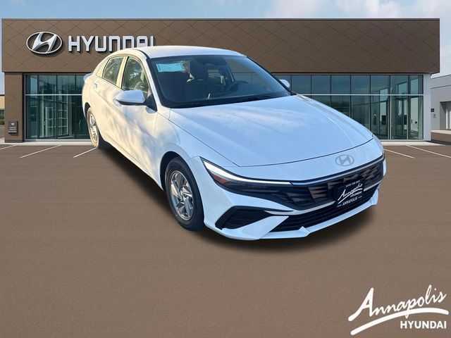 2026 Hyundai Elantra SE