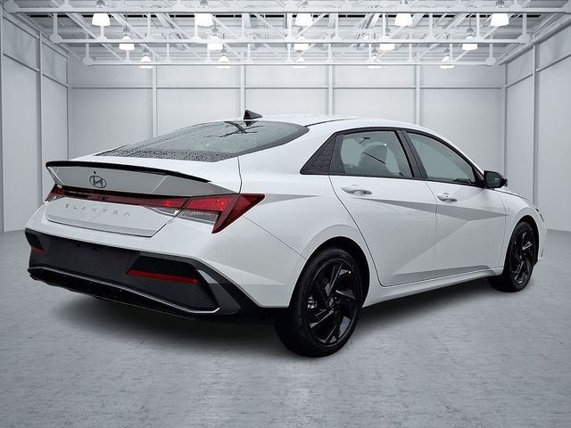 2026 Hyundai Elantra SEL Sport Plus