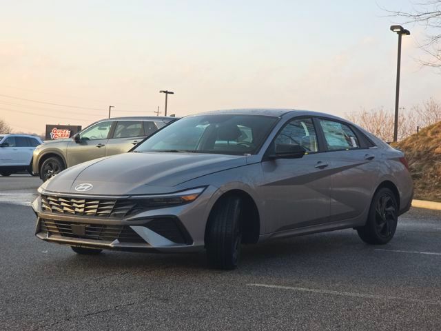 2026 Hyundai Elantra SEL Sport Premium