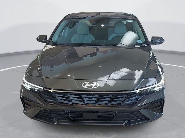 2026 Hyundai Elantra Hybrid Limited