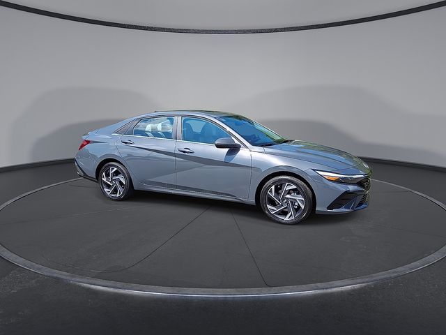 2026 Hyundai Elantra Hybrid Limited