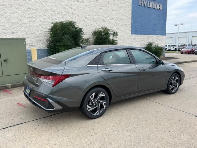 2026 Hyundai Elantra Hybrid Limited