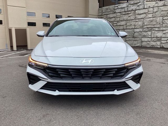 2026 Hyundai Elantra Hybrid Limited
