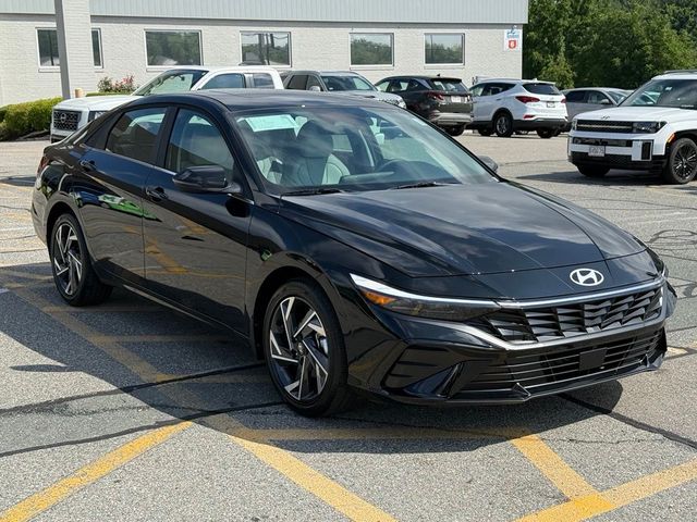 2026 Hyundai Elantra Hybrid Limited