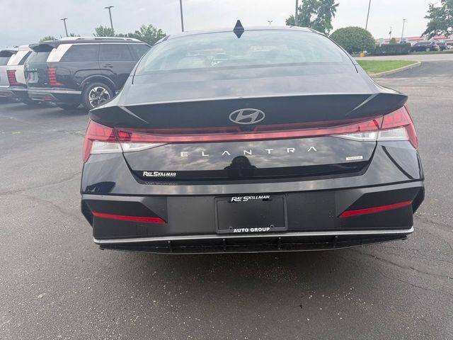2026 Hyundai Elantra Hybrid Limited