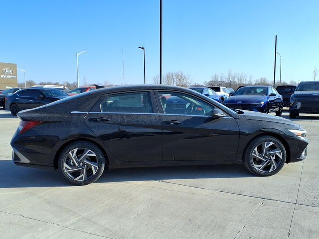 2026 Hyundai Elantra Hybrid Limited