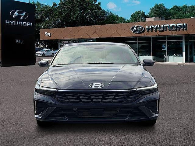 2026 Hyundai Elantra Hybrid Limited