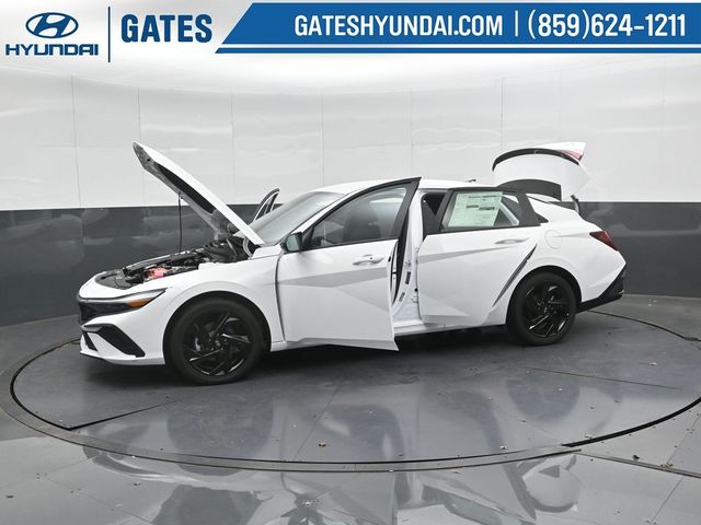 2026 Hyundai Elantra Hybrid SEL Sport