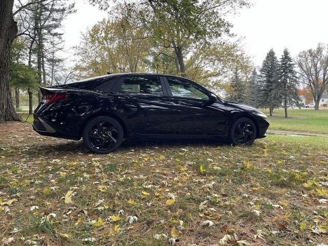 2026 Hyundai Elantra Hybrid SEL Sport