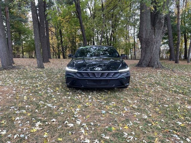 2026 Hyundai Elantra Hybrid SEL Sport