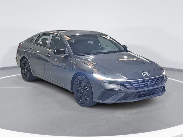 2026 Hyundai Elantra Hybrid SEL Sport