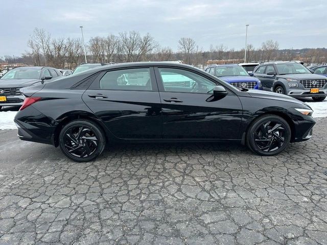 2026 Hyundai Elantra Hybrid SEL Sport
