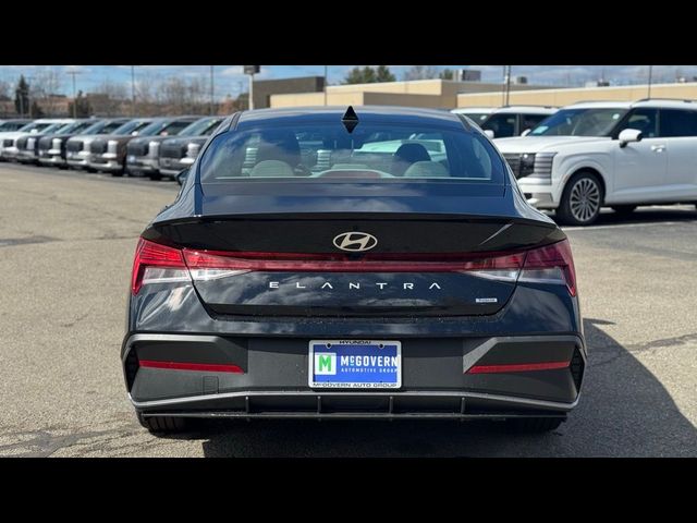 2026 Hyundai Elantra Hybrid SEL Sport