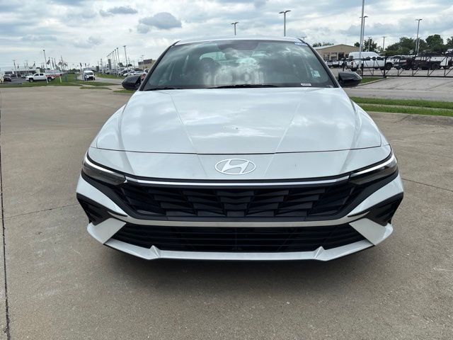 2026 Hyundai Elantra Hybrid SEL Sport