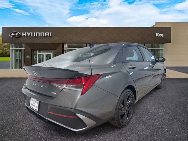 2026 Hyundai Elantra Hybrid SEL Sport