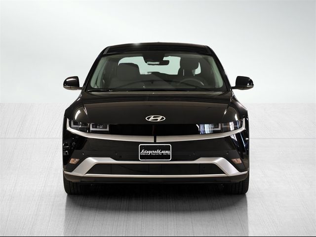 2026 Hyundai IONIQ 5 SE