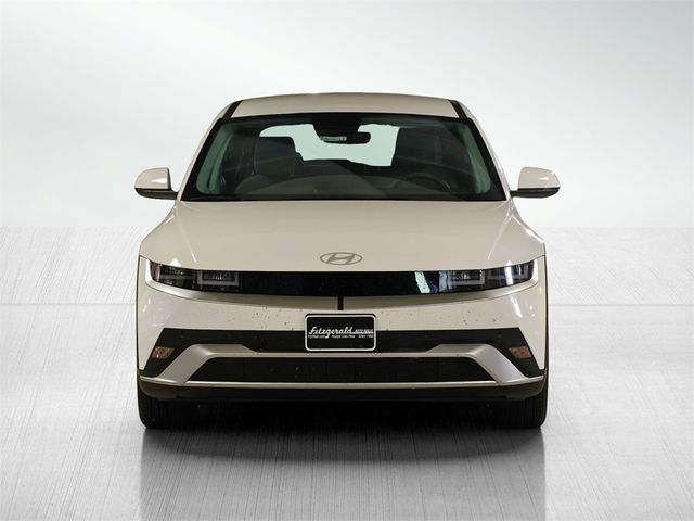 2026 Hyundai IONIQ 5 SE