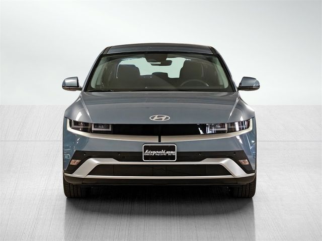2026 Hyundai IONIQ 5 SE