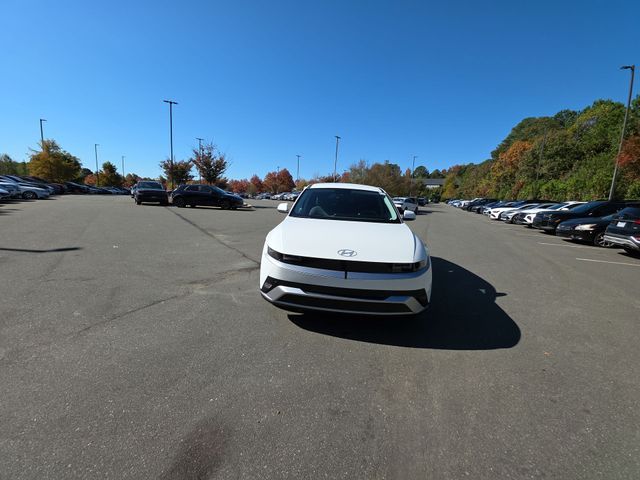 2026 Hyundai IONIQ 5 SE Standard Range