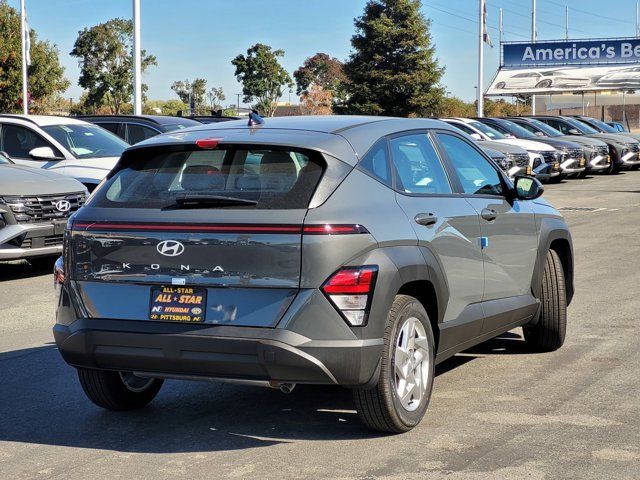 2026 Hyundai Kona SE