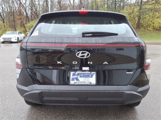 2026 Hyundai Kona SE