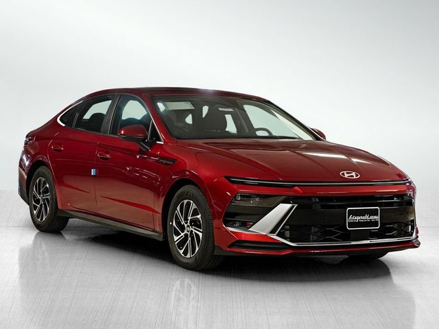 2026 Hyundai Sonata Hybrid Blue