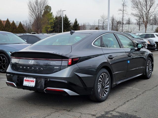 2026 Hyundai Sonata Hybrid Limited