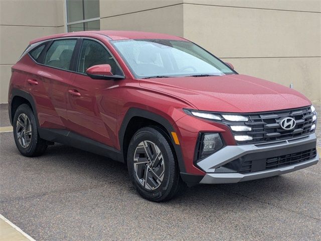 2026 Hyundai Tucson Hybrid Blue SE