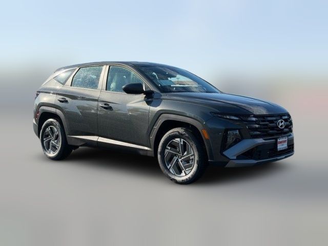 2026 Hyundai Tucson Hybrid Blue SE