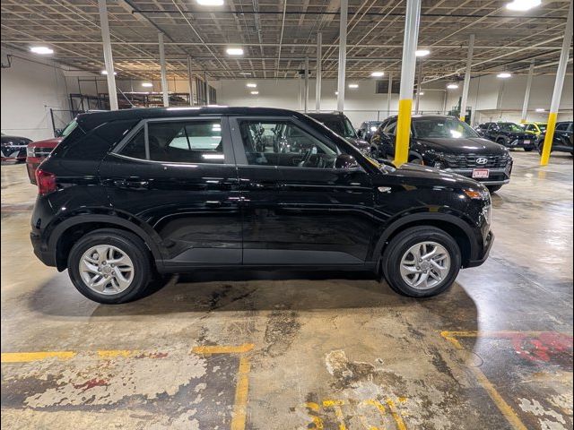 2026 Hyundai Venue SE