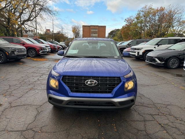 2026 Hyundai Venue SE