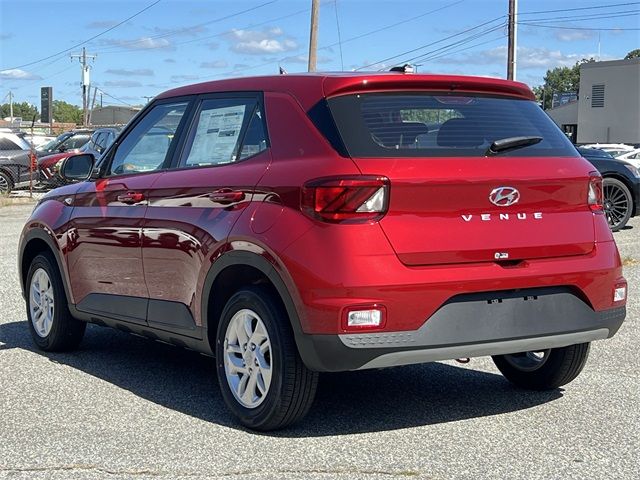 2026 Hyundai Venue SE