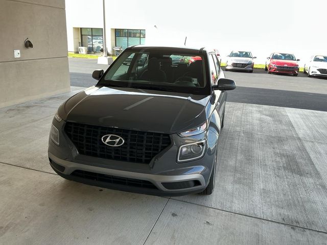 2026 Hyundai Venue SE