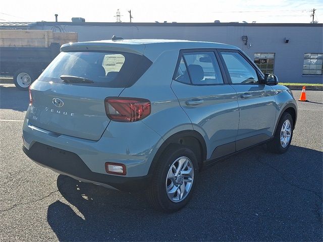 2026 Hyundai Venue SE
