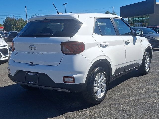2026 Hyundai Venue SE